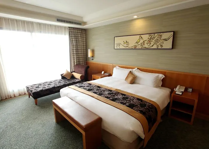 Nice Prince Hotel Chiayi City