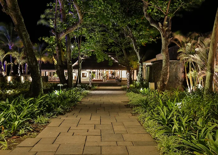 The Bay Club At Anahita Hotel Beau Champ