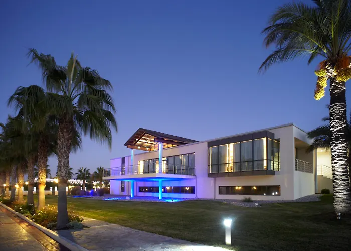 Neptune Luxury Resort Mastichari 