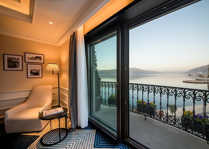 Boutique Hotel La Roche Tivat