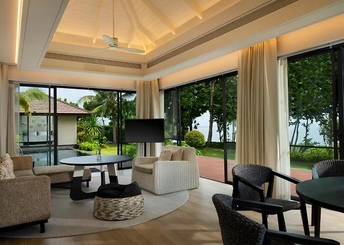 The Shellsea Krabi I Luxury Beach Front Resort & Pool Villa Ao Nam Mao