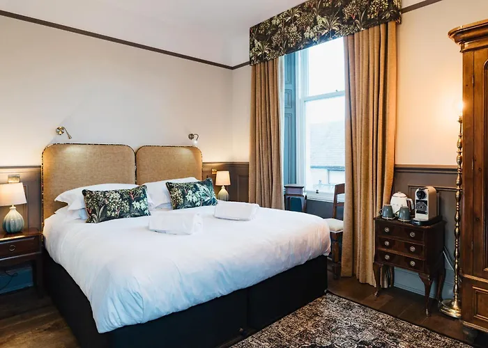 Coorie Inn Restaurant And Rooms Crieff