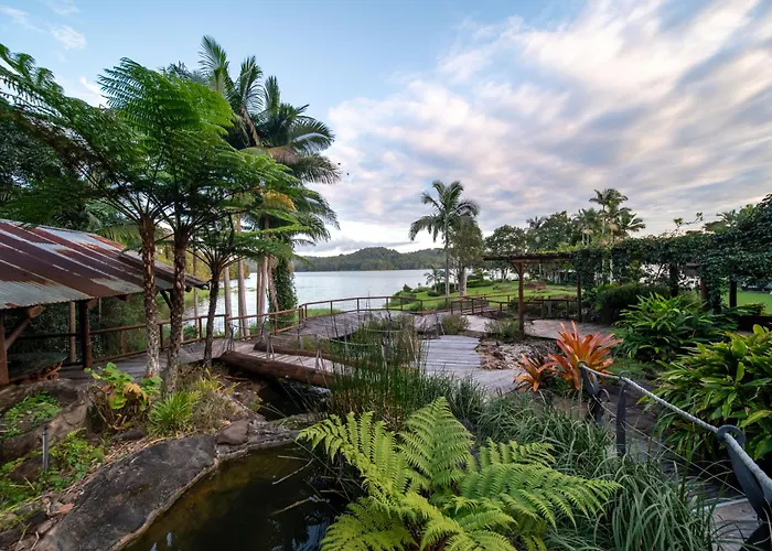 Secrets On The Lake Montville