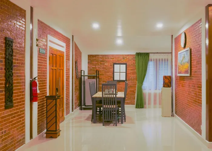 Jambuluwuk Convention Hall & Resort Batu