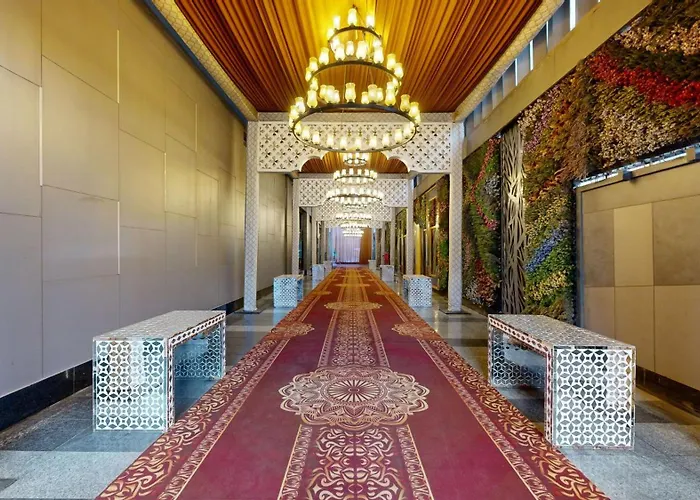Radisson Blu Towers Kaushambi Delhi Ncr Hotel Ghaziabad
