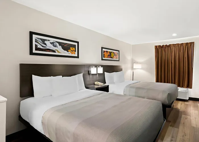 Quality Inn & Suites Dumas