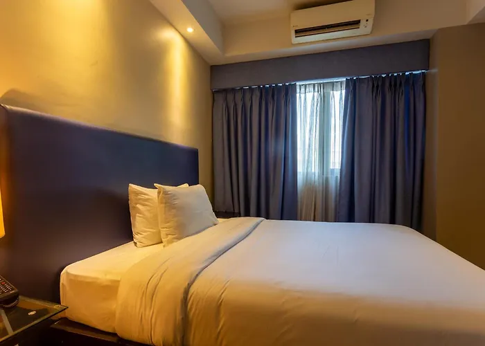 Santorini Hotel Cainta