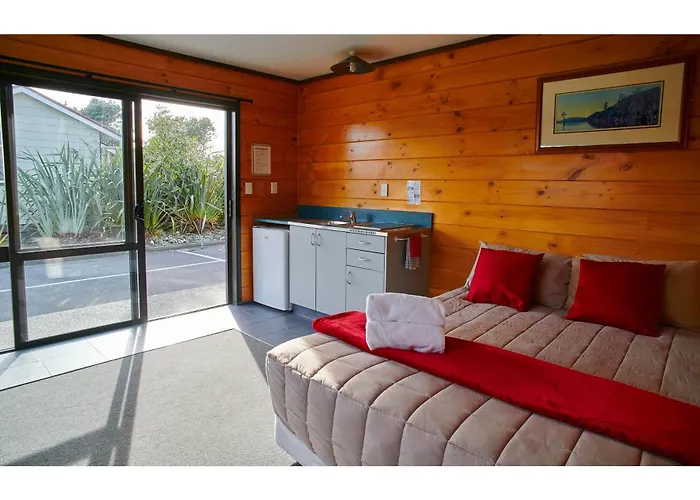 Greymouth Seaside Top 10 Holiday Park
