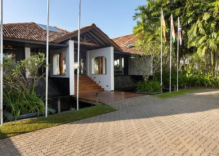 Ekho Surf Bentota Hotel
