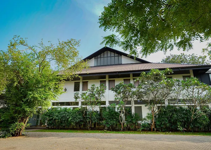 Grand Tamarind Lake Kataragama