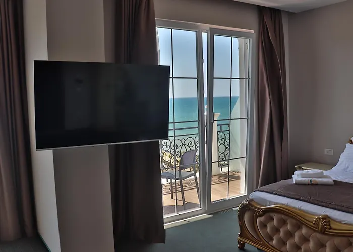 Hotel Amelia Mare Golem 