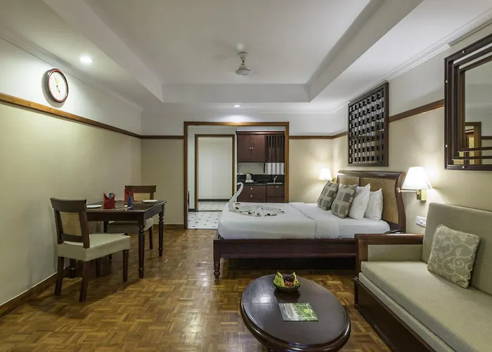Club Mahindra Lake View Munnar Chinnakanal