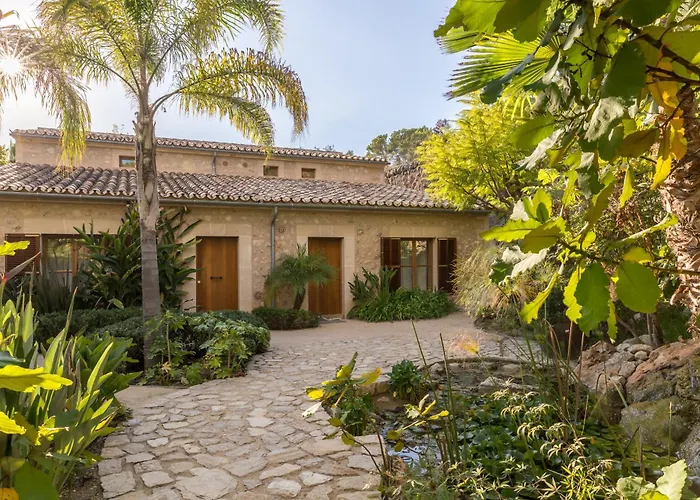 Castell Son Claret - The Leading Hotels Of The World Es Capdella