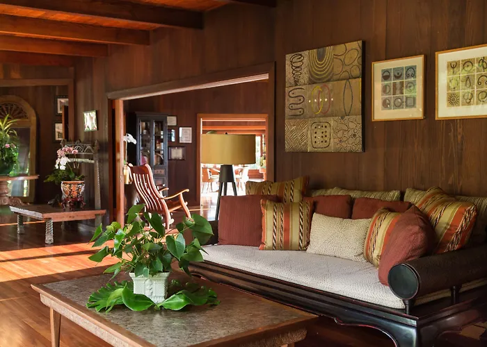 Holualoa Inn