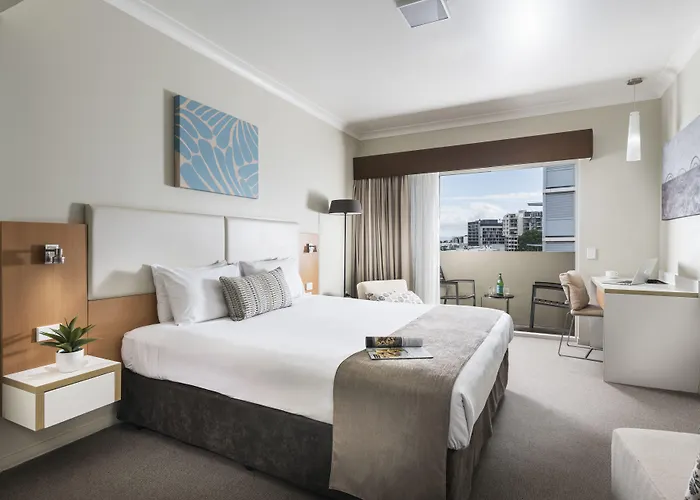 Grand Hotel And Apartments Townsville