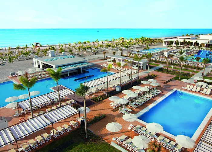 Riu Playa Blanca Hotel