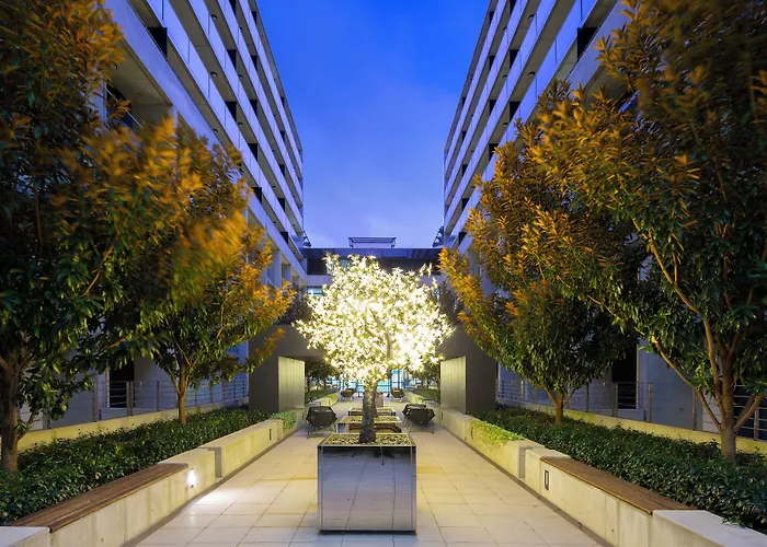Avenue Hotel Canberra