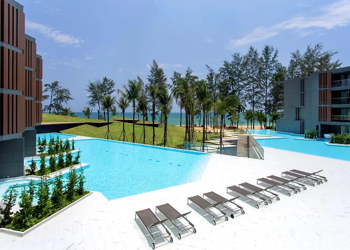 La Vela Khao Lak Hotel