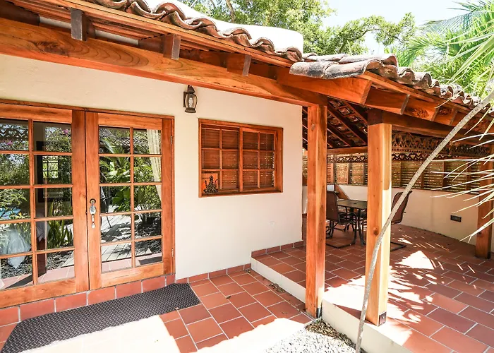 Sansara Surf Yoga & Resort Cambutal