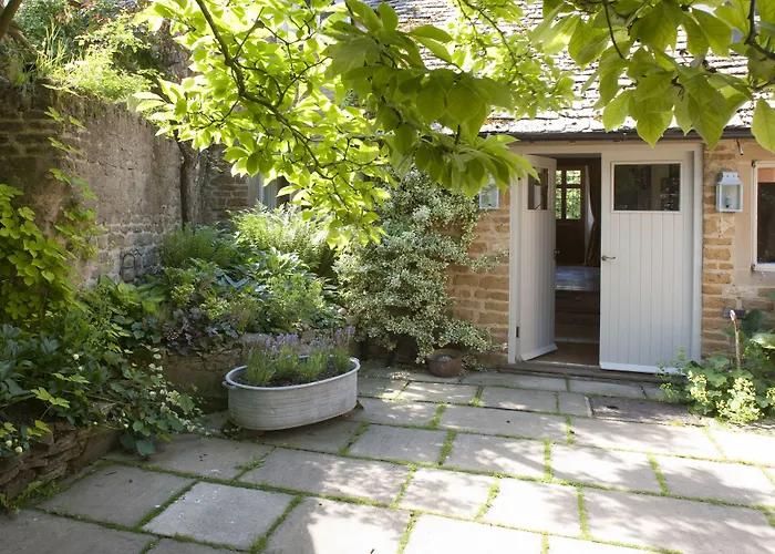 The Old Post Office - Adlestrop Bed & Breakfast