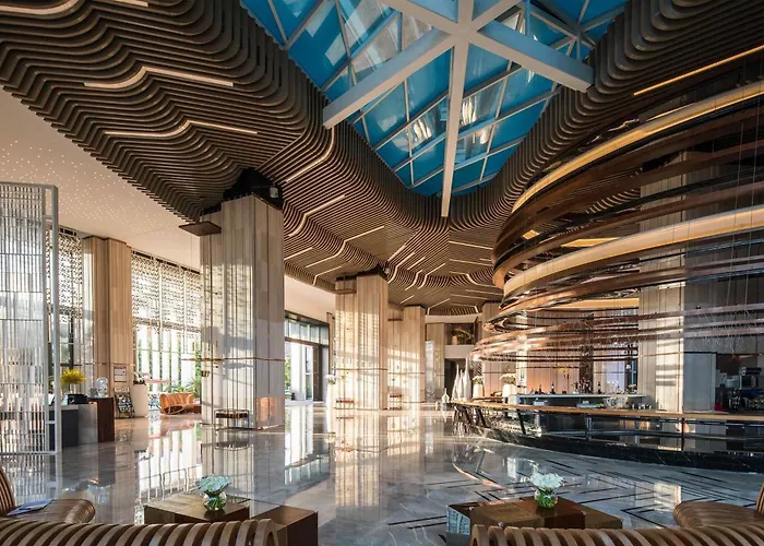 Wyndham Sanya Bay Hotel