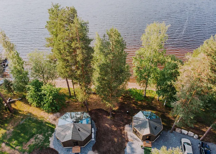 Revontuli Resort Glass Igloos Hankasalmi