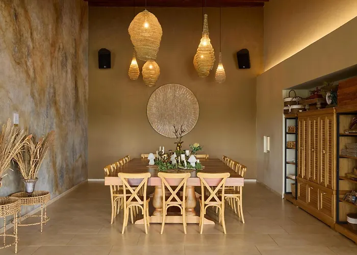 Tau House Hotel Guatape