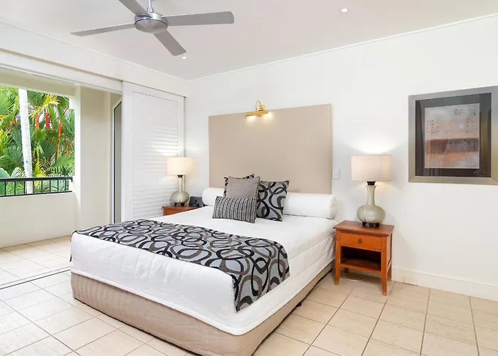 Mandalay Luxury Beachfront Apartments Port Douglas