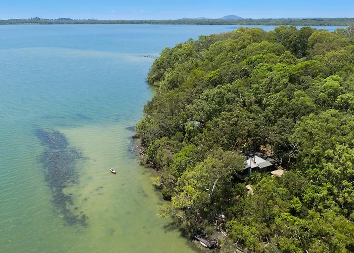 Eumarella Shores Noosa Lake Retreat Noosaville
