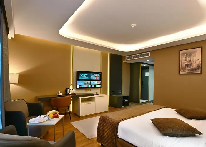 Petra Moon Luxury Hotel Wadi Musa