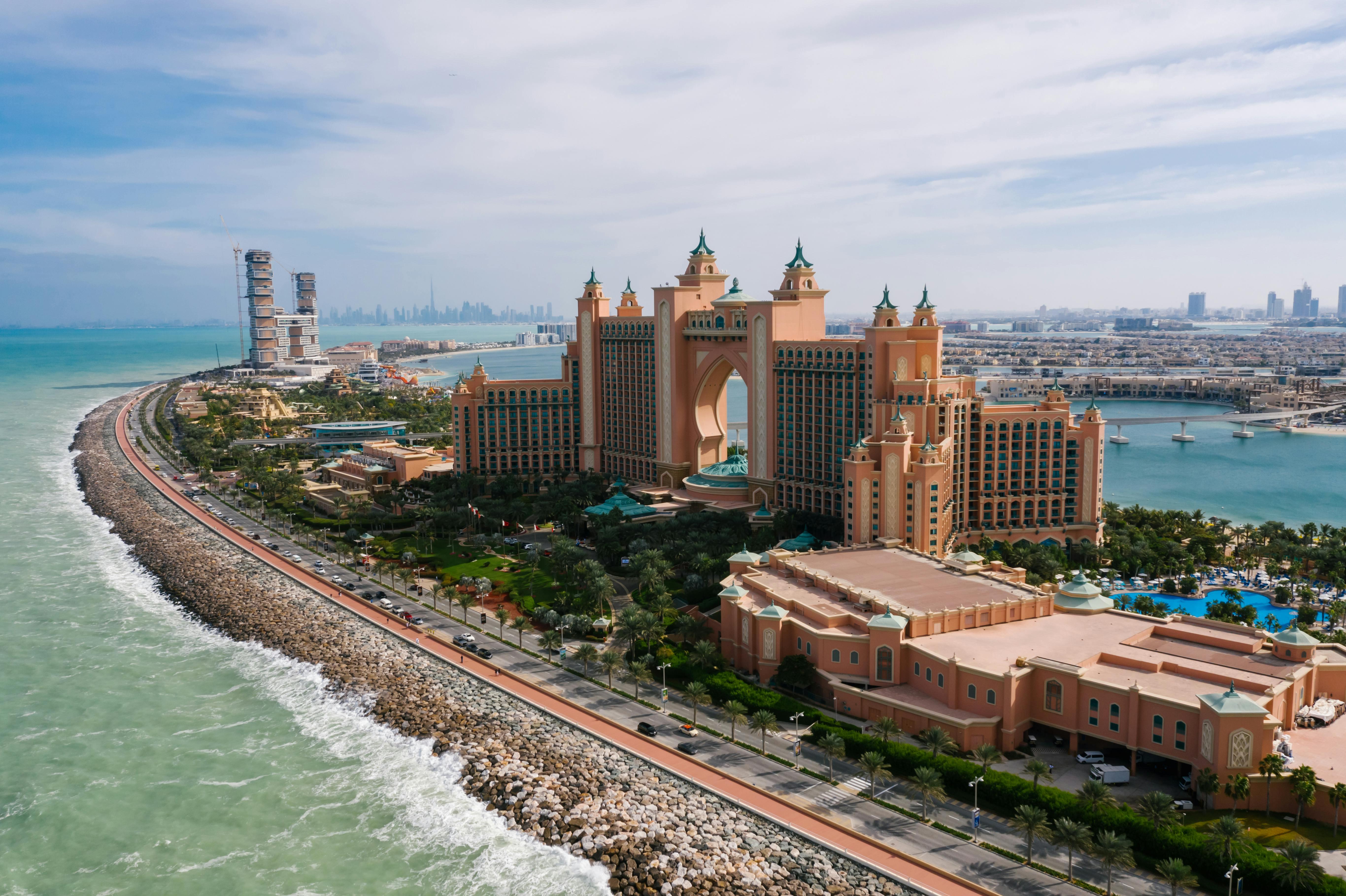 Avani + Palm View Dubai Hotel & Suites
