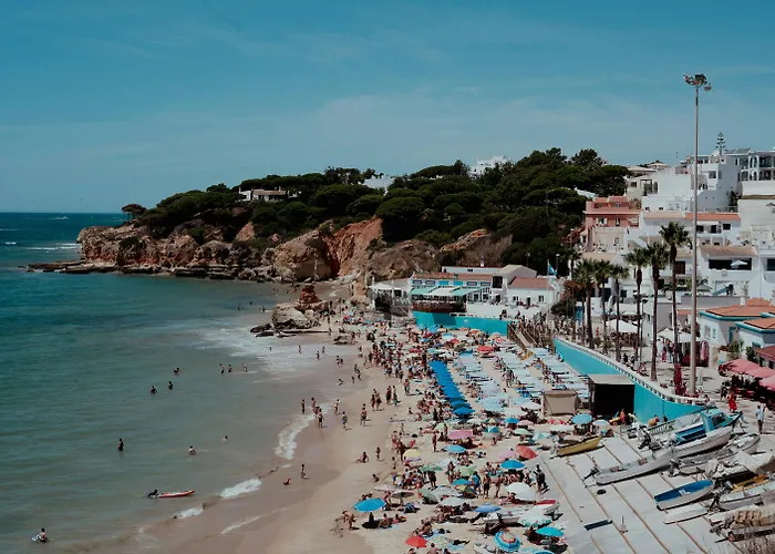 Wine & Books By The Sea, Algarve Resort Albufeira